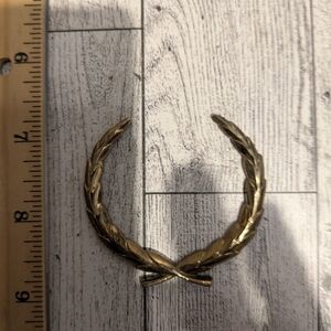 Cadillac Gold Laurel Wreath Emblem for Car  Systems